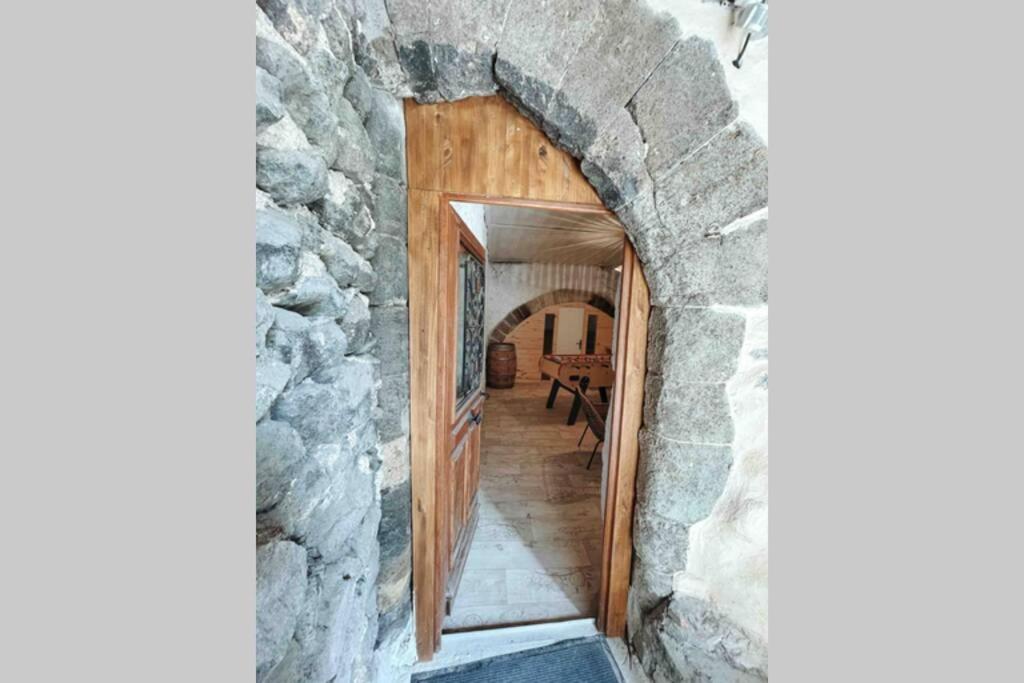 Gite Chez Gabrielle Le Puy-en-Velay Exterior foto