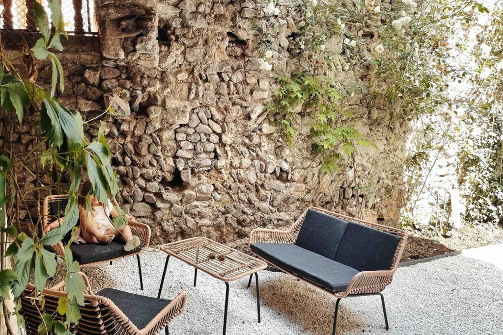Gite Chez Gabrielle Le Puy-en-Velay Exterior foto